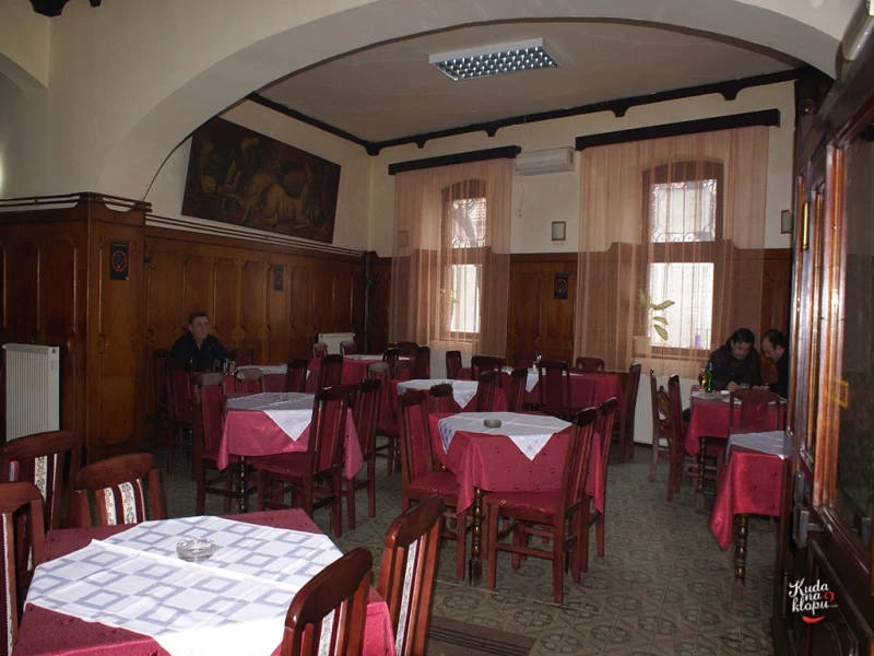 Kafana Paligorić-2