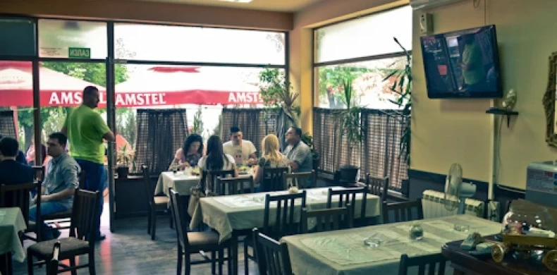 Naša kafana-0