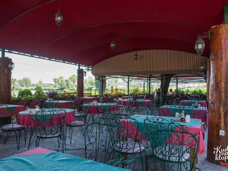 Restoran Dvorište-48