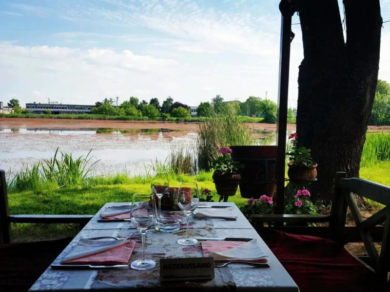 Restoran Dvorište-61