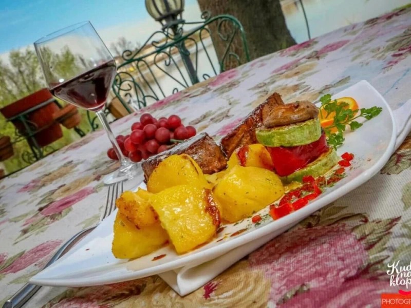 Restoran Dvorište-65