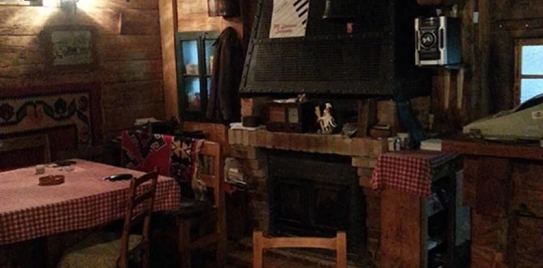 Nacionalna kuća Brvnara-0