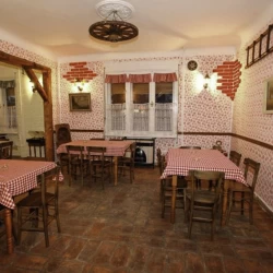 Kafana Spaletov kućerak-1