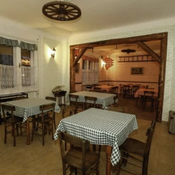 Kafana Spaletov kućerak-2