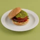 Veganski burger sa avokadom