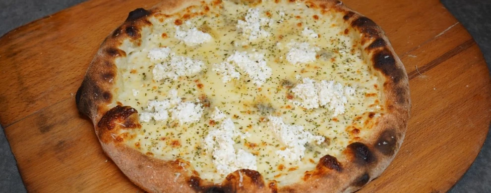 Pampour "Not an ordinary pizza"-0