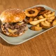 Ezoterija Burger + Onion Rings Obrok
