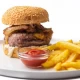 Juneći burger sa karamelizovanim lukom,slaninom, tartufom i pomfritom