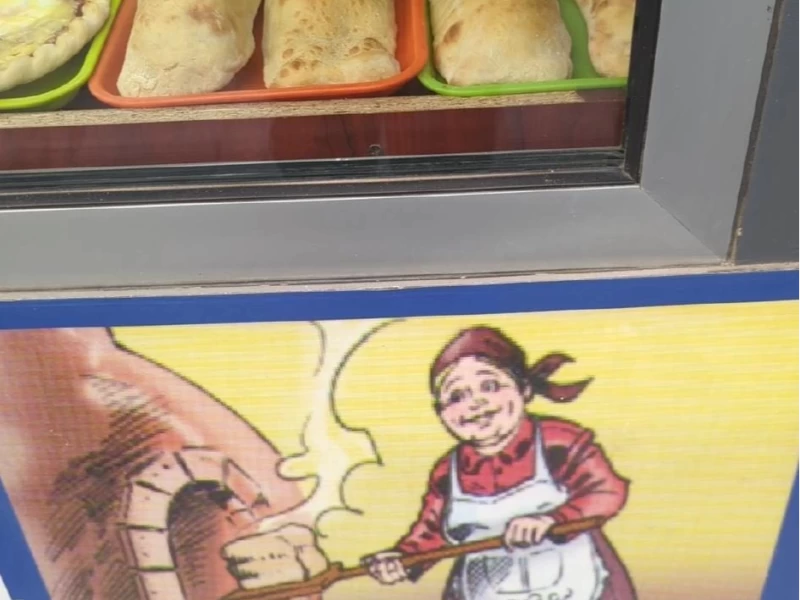 Fast food Bakina furuna-1