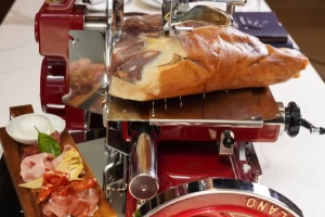 La Cucina-cover-image-big