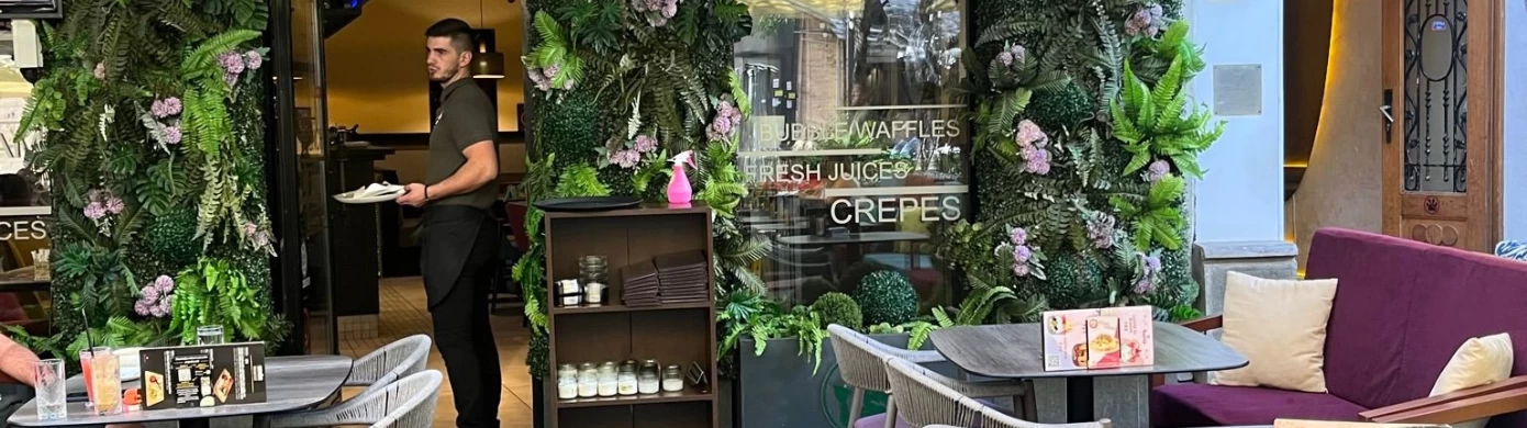 Hari's Creperie-0
