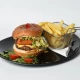 Cheeseburger + Pomfrit + Coca-Cola 330ml