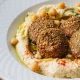 Domaći humus i falafel