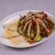 Pileća salata sa prepečenom pančetom