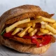Pohovano belo meso + pomfrit