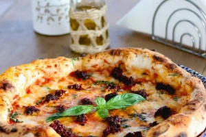 T100 pizzeria-cover-image-big