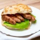 Ćevapi 5 komada u lepinji